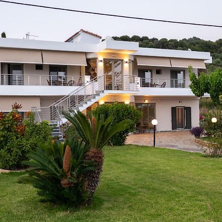 Raptis Apartments Ligia  Εξωτερικό φωτογραφία