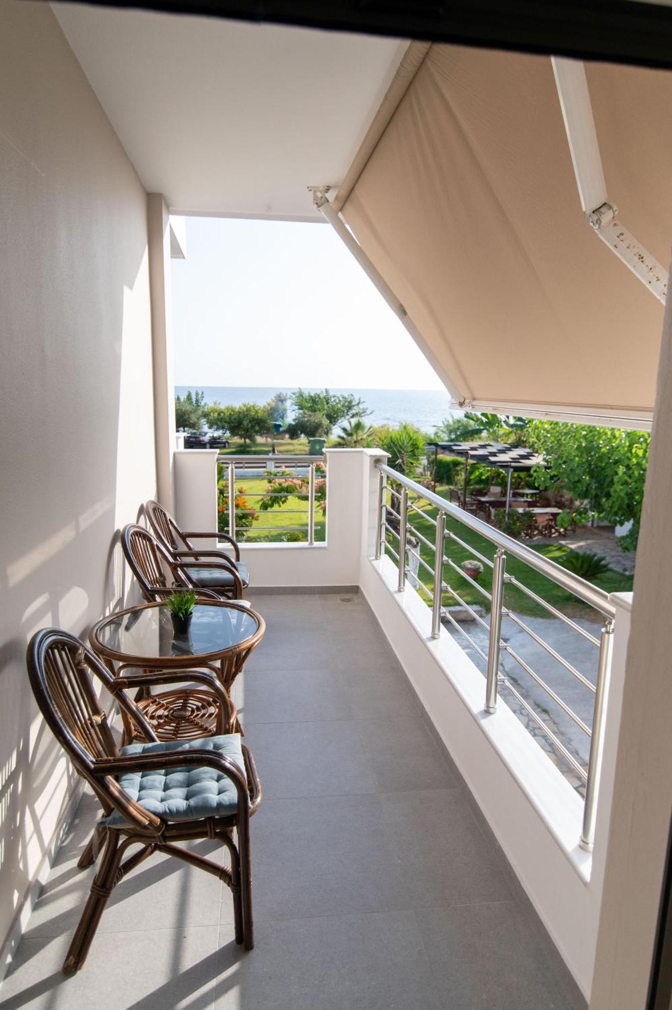 Raptis Apartments Ligia  Εξωτερικό φωτογραφία
